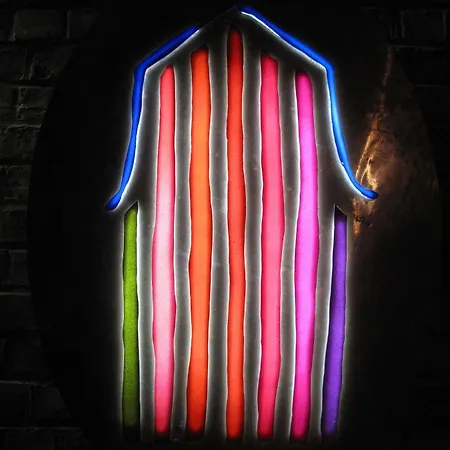 Bonne (adults Only) De Haan